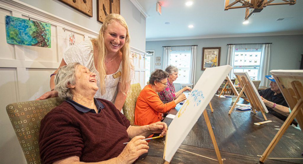 seniors doing art