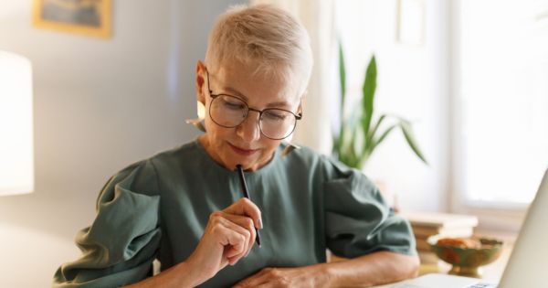 7 Smart Ways Families Pay for Senior Care 